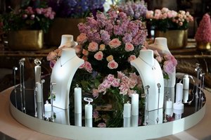 CHAUMET尚美巴黎婚尚臻品  铭刻爱的承诺
